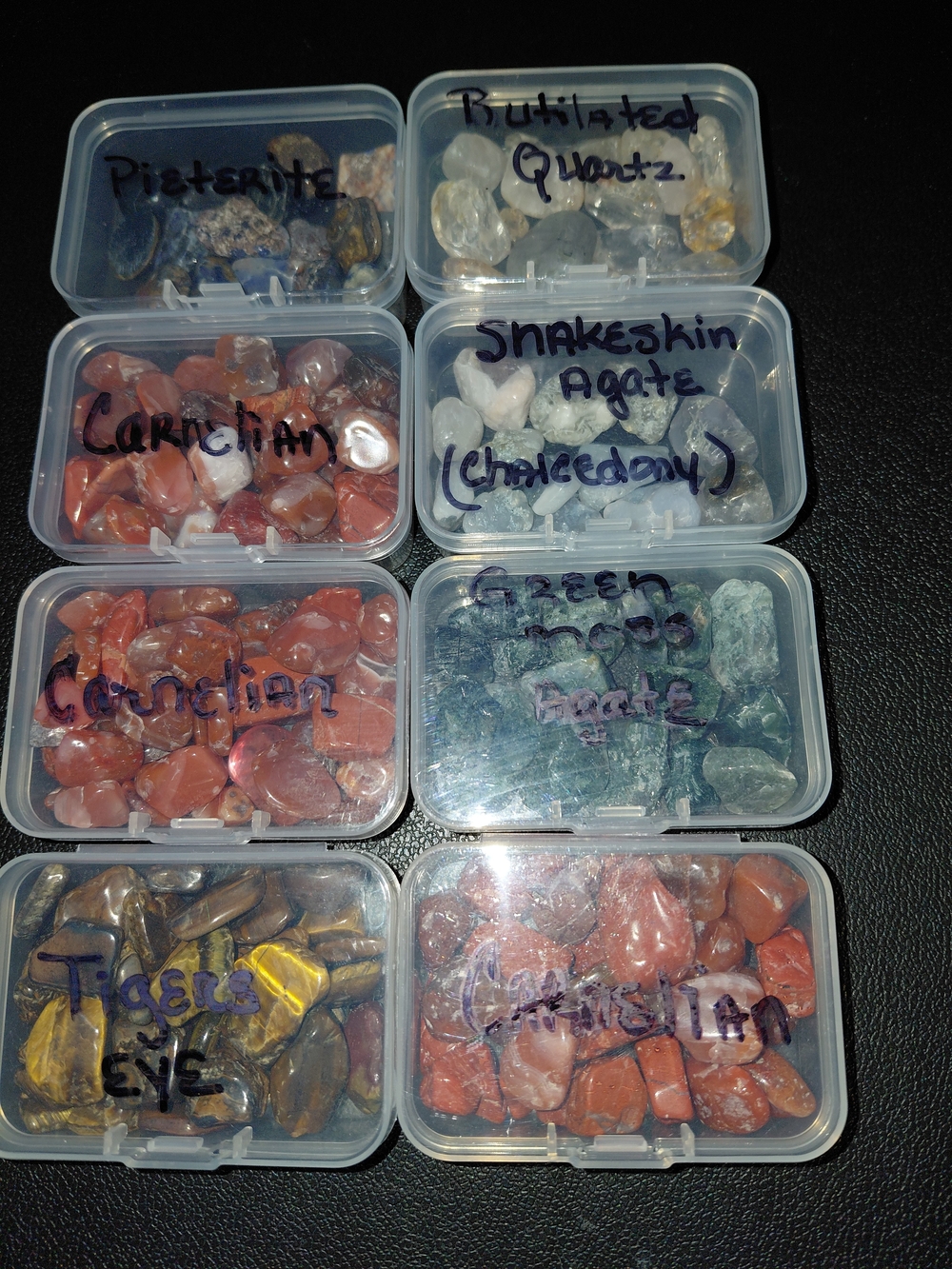 Big CRYSTAL COLLECTION Tumbles, Raws and Carved 30 boxes - Picture 4 of 6